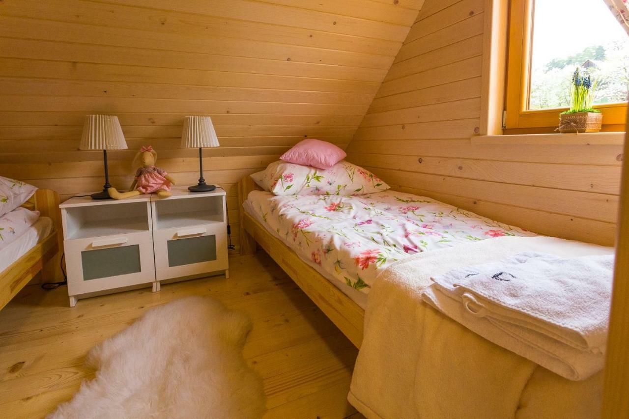 Domki Pod Kuznia Falsztyn Exterior photo