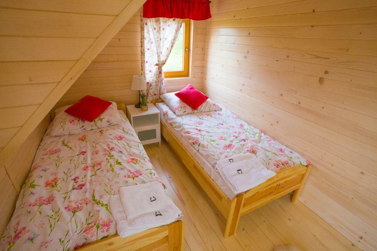Domki Pod Kuznia Falsztyn Exterior photo